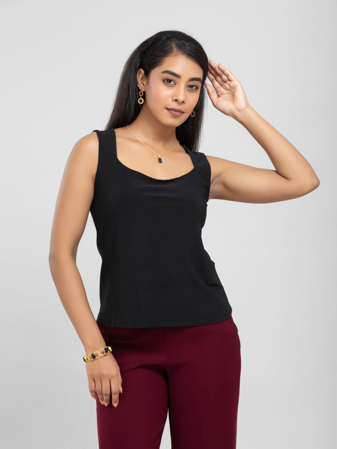 Black Sleeveless Top for women