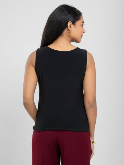Black Sleeveless Top for women