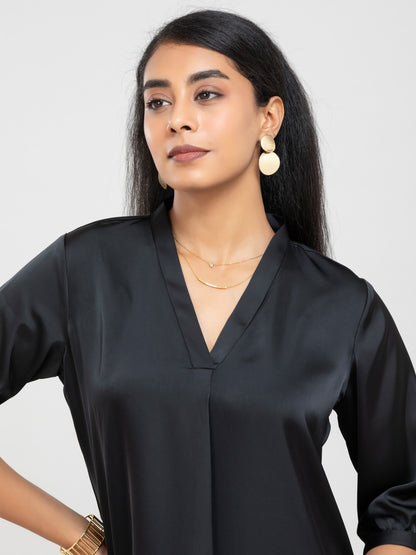 Black front pleated Top