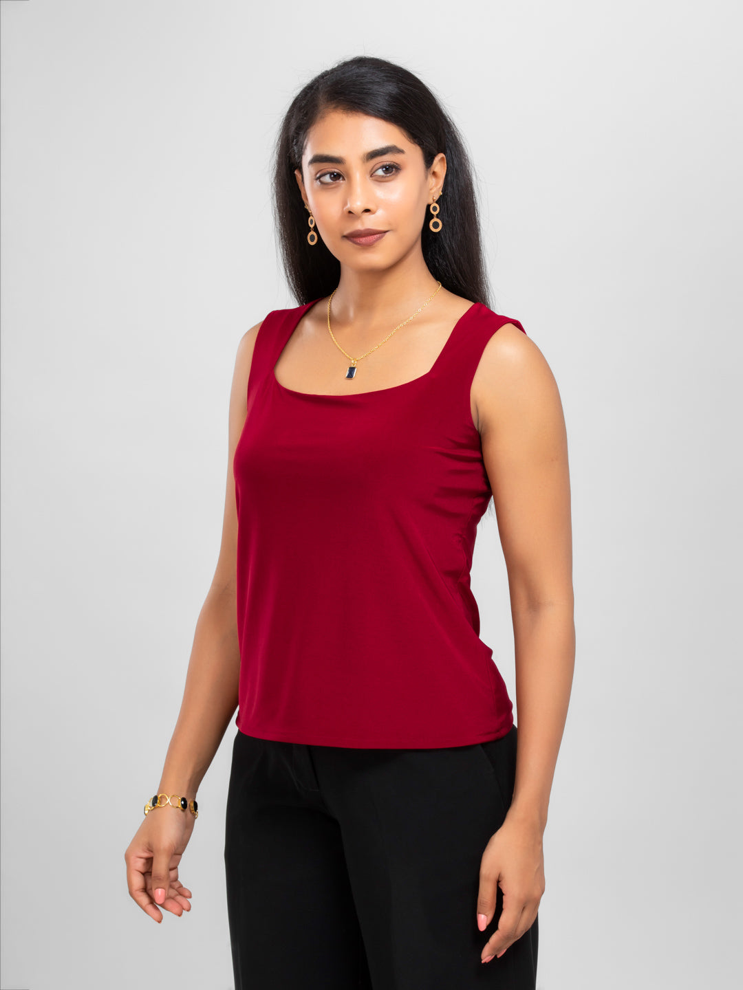 Red Sleeveless Top for women